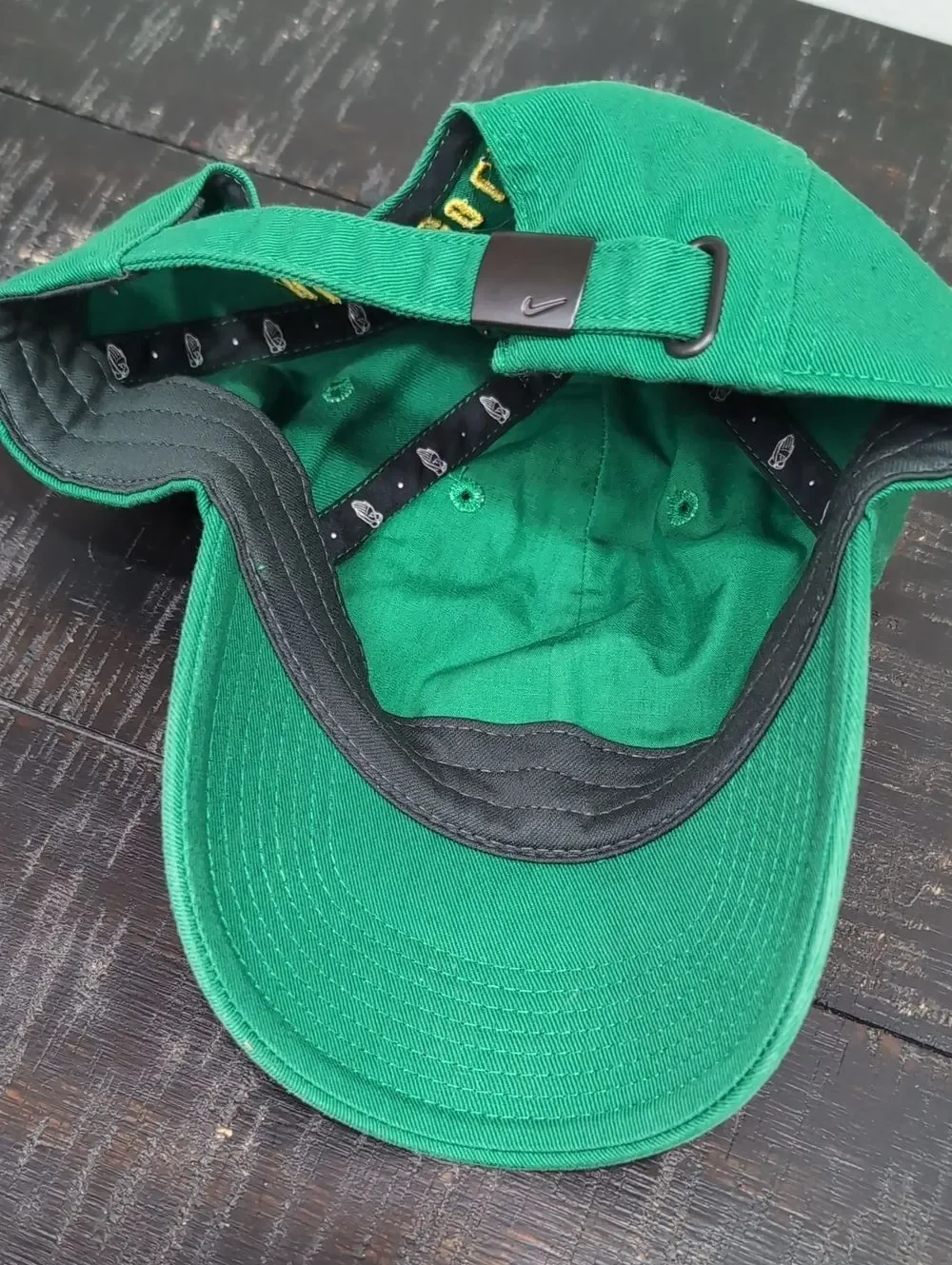 Nike Heritage 86 Hat Features a Rare 